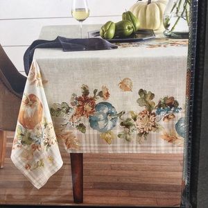 JCPenney Tablecloth Harvest Pumpkins 60” x 84” New
